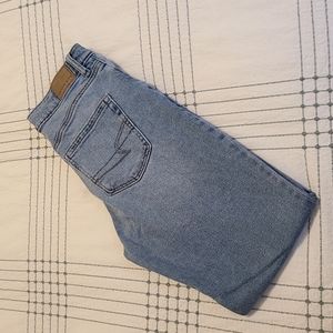 American eagle mom jeans